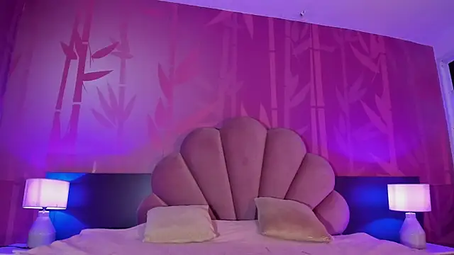 Snapshot of Lezy_ chatting on 01/31/25, 07:51 Lezy online show from 01/31/25, 07:51