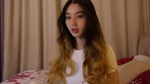 Sarasuo1 online show from 12/26/24, 12:38