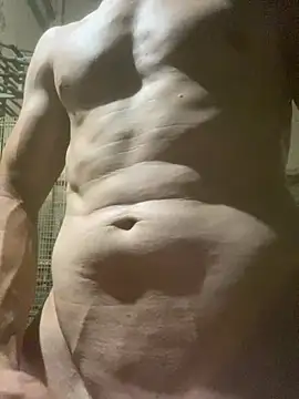 Snapshot of Josele1981 chatting on 07/30/26, 10:47 Josele1981 online show from 07/30/26, 10:47