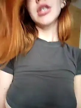 Snapshot of Teya_New chatting on 09/27/25, 10:42 Teya New online show from 09/27/25, 10:42