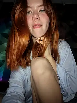 Snapshot of Teya_New chatting on 12/18/25, 08:42 Teya New online show from 12/18/25, 08:42