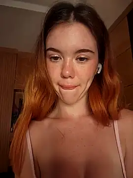 Snapshot of Teya_New chatting on 02/26/26, 07:07 Teya New online show from 02/26/26, 07:07