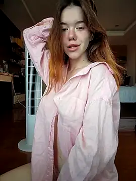 Snapshot of Teya_New chatting on 03/17/26, 03:33 Teya New online show from 03/17/26, 03:33