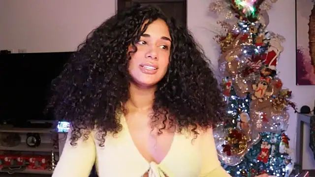 Snapshot of Mysensualbrunette1 chatting on 01/07/25, 04:08 Mysensualbrunette1 online show from 01/07/25, 04:08