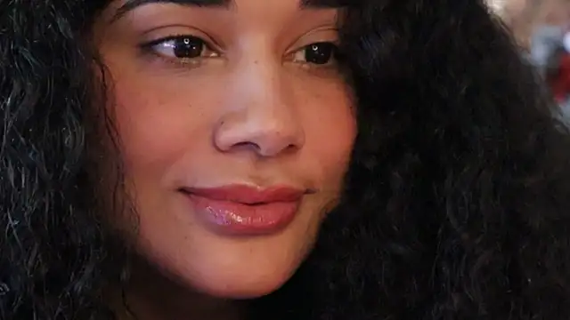 Snapshot of Mysensualbrunette1 chatting on 01/07/25, 08:21 Mysensualbrunette1 online show from 01/07/25, 08:21