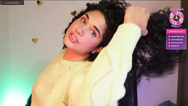 Snapshot of Mysensualbrunette1 chatting on 02/06/25, 03:48 Mysensualbrunette1 online show from 02/06/25, 03:48