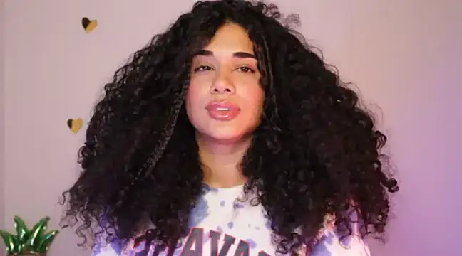 Snapshot of Mysensualbrunette1 chatting on 02/14/25, 05:09 Mysensualbrunette1 online show from 02/14/25, 05:09