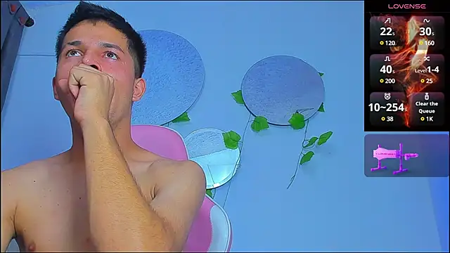 Issac james  online show from 02/05/25, 06:46