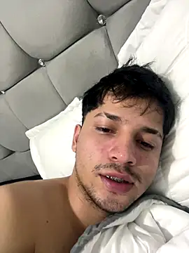 Issac james  online show from 10/01/25, 02:06