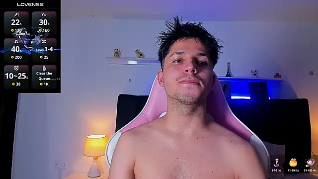 Issac james  online show from 11/18/25, 03:23