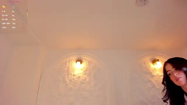 Snapshot of PaulinaSantos_ chatting on 10/20/25, 07:36 PaulinaSantos  online show from 10/20/25, 07:36