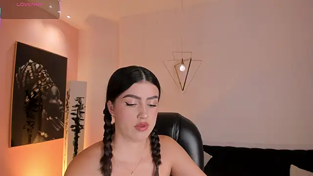 PaulinaSantos  online show from 07/10/26, 07:49