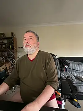 Snapshot of LondonTeffy chatting on 12/05/24, 12:55 LondonTeffy online show from 12/05/24, 12:55