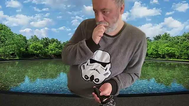 Snapshot of LondonTeffy chatting on 12/06/24, 09:32 LondonTeffy online show from 12/06/24, 09:32