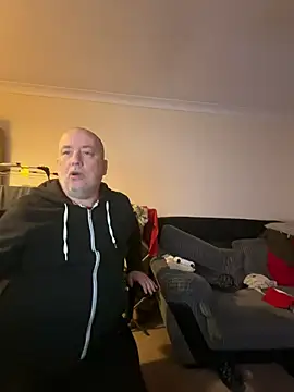 Snapshot of LondonTeffy chatting on 12/06/24, 10:19 LondonTeffy online show from 12/06/24, 10:19