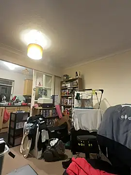 Snapshot of LondonTeffy chatting on 12/13/24, 10:23 LondonTeffy online show from 12/13/24, 10:23