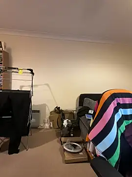 Snapshot of LondonTeffy chatting on 01/07/25, 10:41 LondonTeffy online show from 01/07/25, 10:41