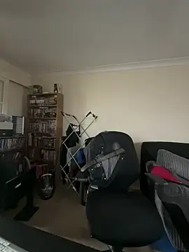 Snapshot of LondonTeffy chatting on 01/16/25, 12:42 LondonTeffy online show from 01/16/25, 12:42