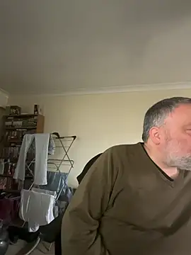 Snapshot of LondonTeffy chatting on 02/07/25, 12:50 LondonTeffy online show from 02/07/25, 12:50