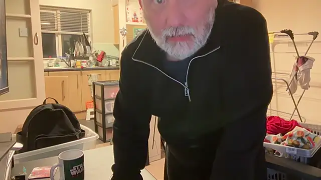 Snapshot of LondonTeffy chatting on 02/14/25, 10:14 LondonTeffy online show from 02/14/25, 10:14