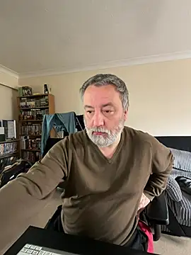 Snapshot of LondonTeffy chatting on 02/27/25, 11:20 LondonTeffy online show from 02/27/25, 11:20