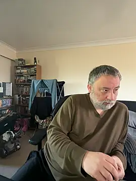 Snapshot of LondonTeffy chatting on 02/28/25, 11:25 LondonTeffy online show from 02/28/25, 11:25