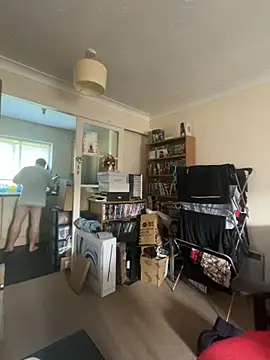 Snapshot of LondonTeffy chatting on 09/11/25, 09:53 LondonTeffy online show from 09/11/25, 09:53