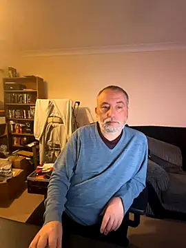 Snapshot of LondonTeffy chatting on 11/04/25, 10:31 LondonTeffy online show from 11/04/25, 10:31