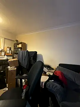 Snapshot of LondonTeffy chatting on 11/25/25, 10:21 LondonTeffy online show from 11/25/25, 10:21