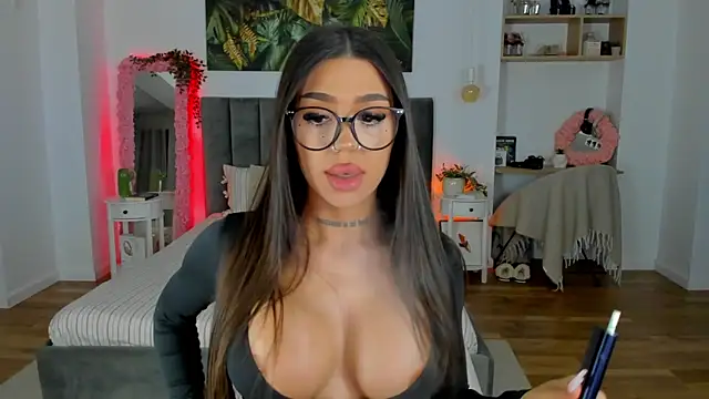 Fancy Jenn online show from 11/17/25, 08:25