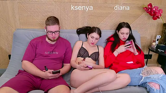 Ksenny online show from 04/06/26, 05:52