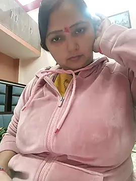 Snapshot of Dianaa9 chatting on 12/30/24, 03:35 Dianaa9 online show from 12/30/24, 03:35