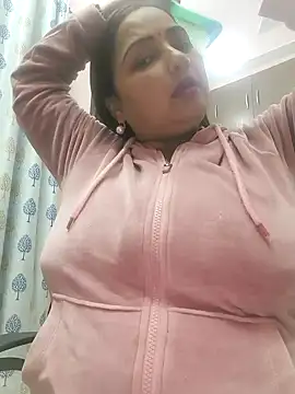 Snapshot of Dianaa9 chatting on 01/01/25, 04:50 Dianaa9 online show from 01/01/25, 04:50