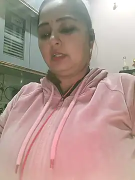 Snapshot of Dianaa9 chatting on 01/02/25, 08:06 Dianaa9 online show from 01/02/25, 08:06