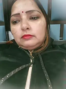 Snapshot of Dianaa9 chatting on 01/02/25, 11:41 Dianaa9 online show from 01/02/25, 11:41