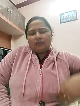 Snapshot of Dianaa9 chatting on 01/15/25, 08:09 Dianaa9 online show from 01/15/25, 08:09