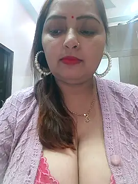 Snapshot of Dianaa9 chatting on 02/09/25, 05:22 Dianaa9 online show from 02/09/25, 05:22