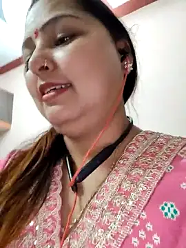 Snapshot of Dianaa9 chatting on 02/26/25, 07:31 Dianaa9 online show from 02/26/25, 07:31