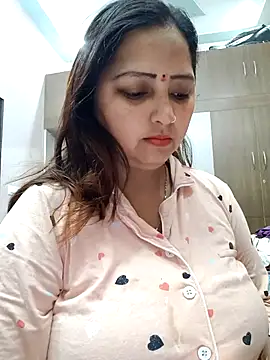 Snapshot of Dianaa9 chatting on 02/27/25, 01:48 Dianaa9 online show from 02/27/25, 01:48