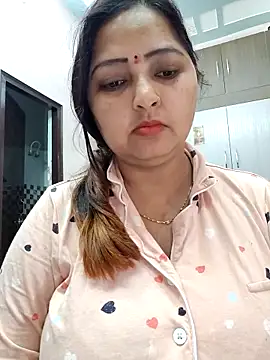 Snapshot of Dianaa9 chatting on 02/27/25, 05:34 Dianaa9 online show from 02/27/25, 05:34