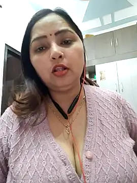 Snapshot of Dianaa9 chatting on 03/08/25, 07:27 Dianaa9 online show from 03/08/25, 07:27