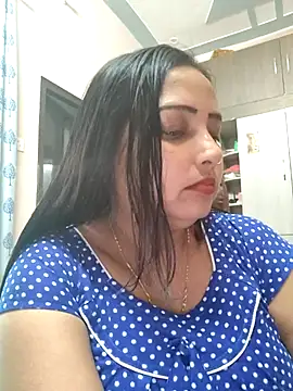 Snapshot of Dianaa9 chatting on 03/12/25, 07:35 Dianaa9 online show from 03/12/25, 07:35