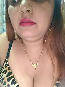 Snapshot of Dianaa9 chatting on 10/17/25, 08:00 Dianaa9 online show from 10/17/25, 08:00