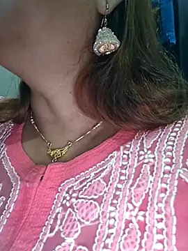 Snapshot of Dianaa9 chatting on 10/23/25, 10:03 Dianaa9 online show from 10/23/25, 10:03