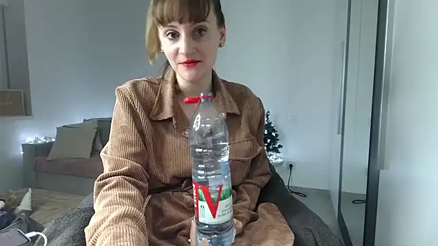 victoirenextdoor online show from 12/04/24, 05:00