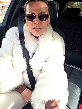 SweetMonicaUK online show from 02/09/26, 11:25