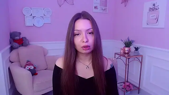 LucySkilar online show from 01/23/25, 11:26