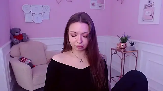 LucySkilar online show from 01/27/25, 07:35