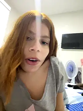 Snapshot of KyKa02 chatting on 11/06/25, 02:34 KyKa02 online show from 11/06/25, 02:34