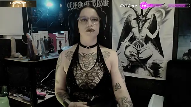 Evil Queen 666 online show from 09/30/25, 07:57
